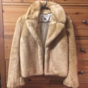 NWOT H&M  Beige Faux Fur Jacket Size 0